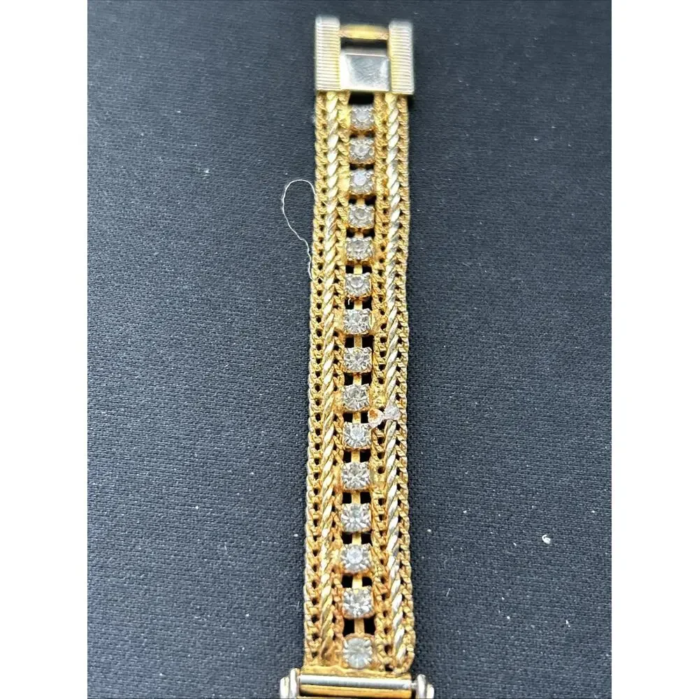 Suizo Gold Tone Women’s Quartz Watch